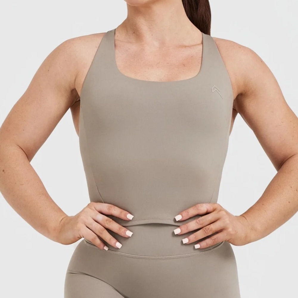 Timeless Square Neck Mid Vest
